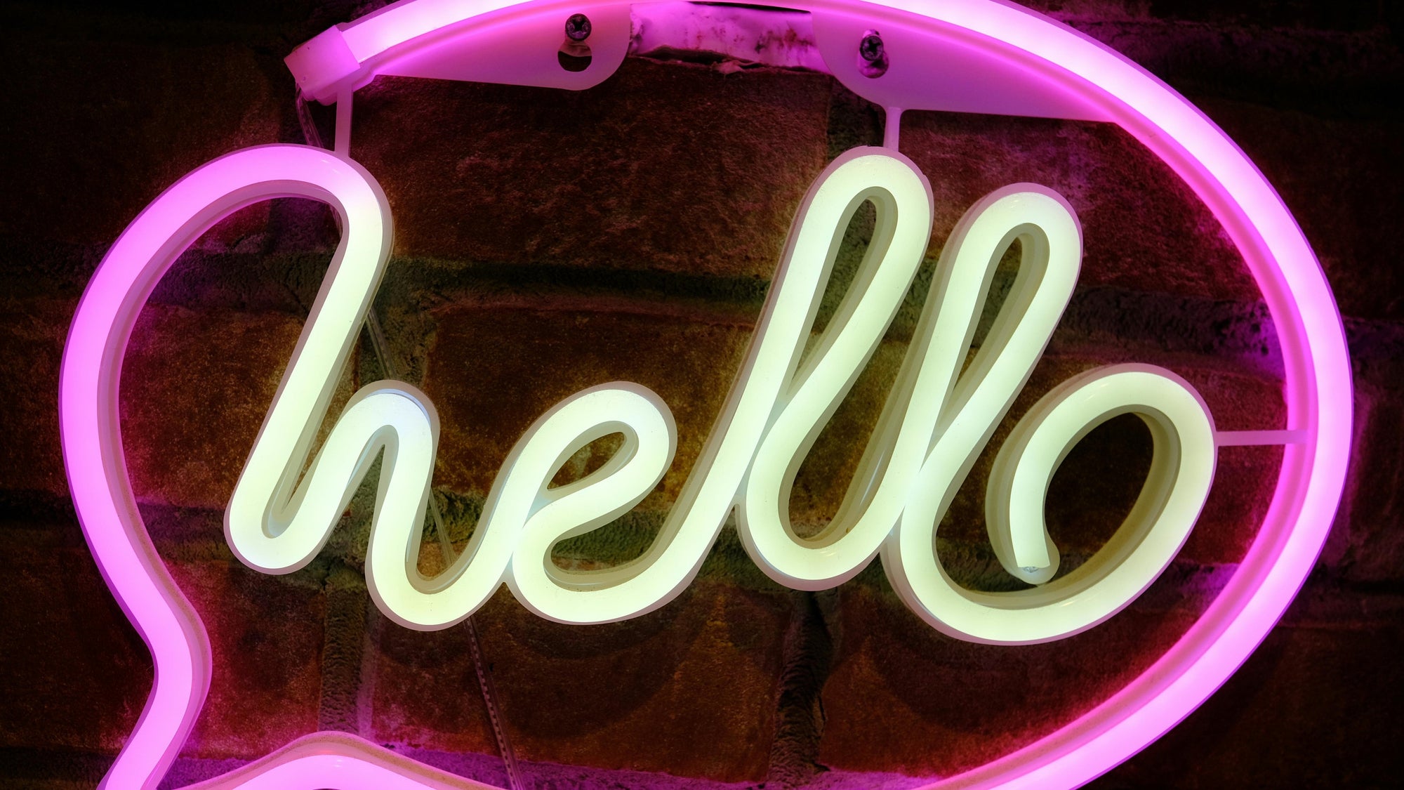 Custom Neon Signs vs. Other Home Decor