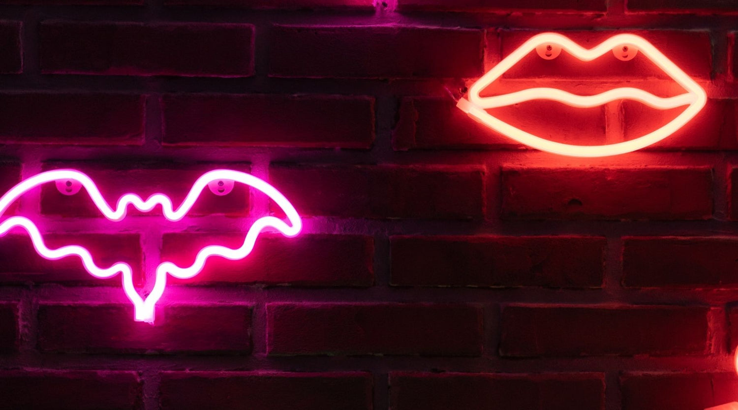 bat and lips neon signs